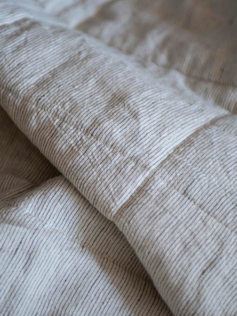 Pinstripe Linen Quilt - Queen