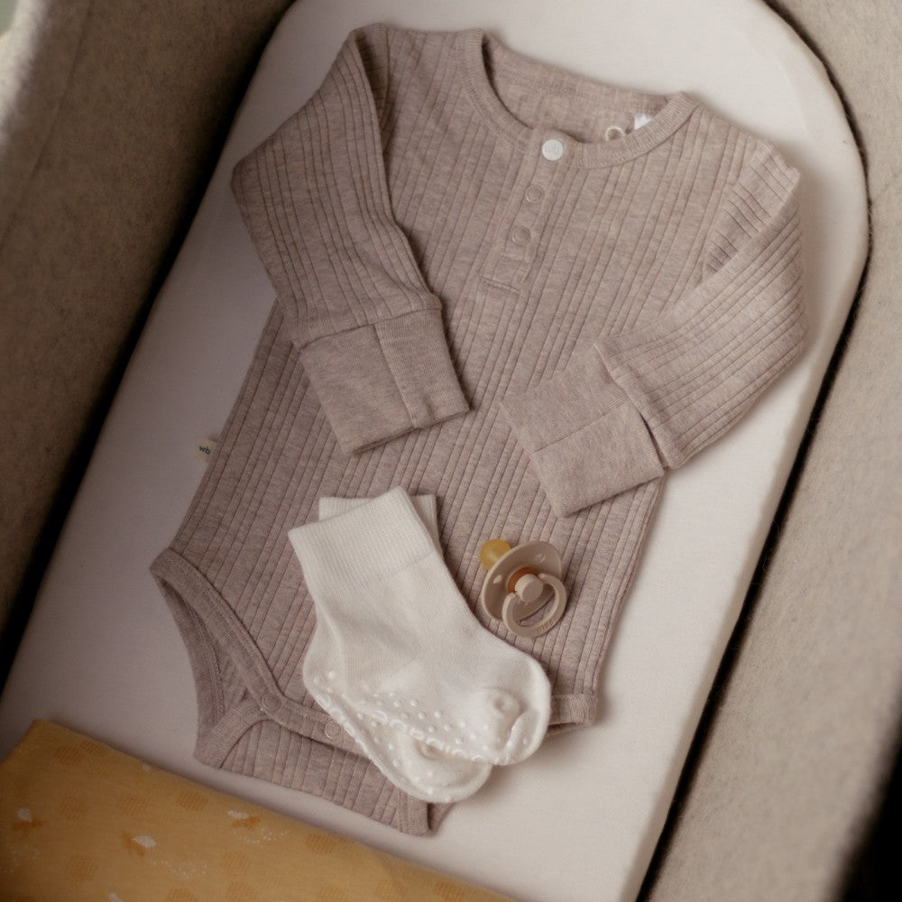 Woolbabe Merino/Organic Cotton Long Sleeve Henley Bodysuit - Dune Marl