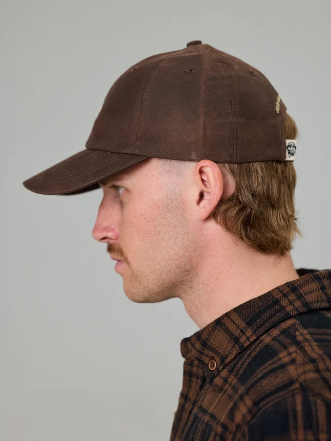 STAMP TILLER WAX CAP - BROWN