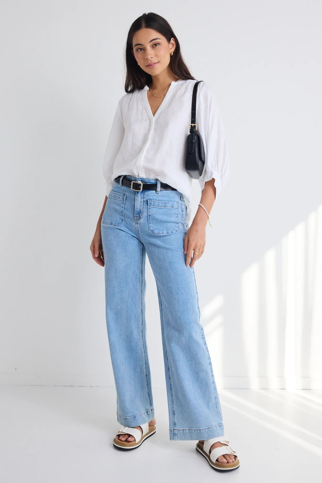 Deity Linen Puff Sleeve Blouse - white