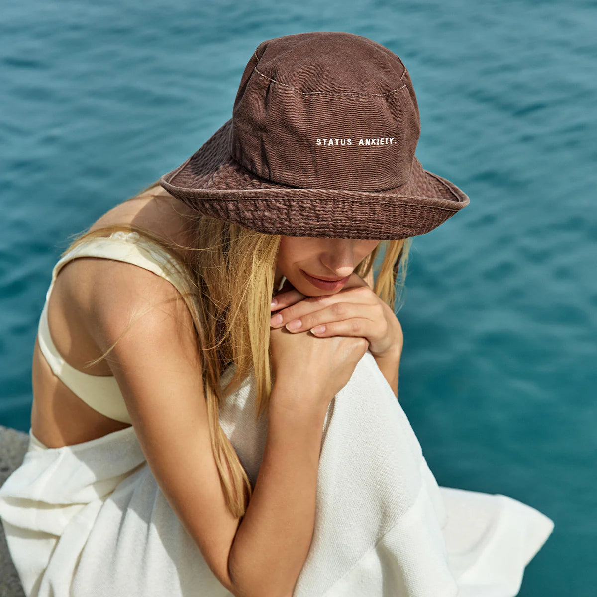 Golden days hat - bark