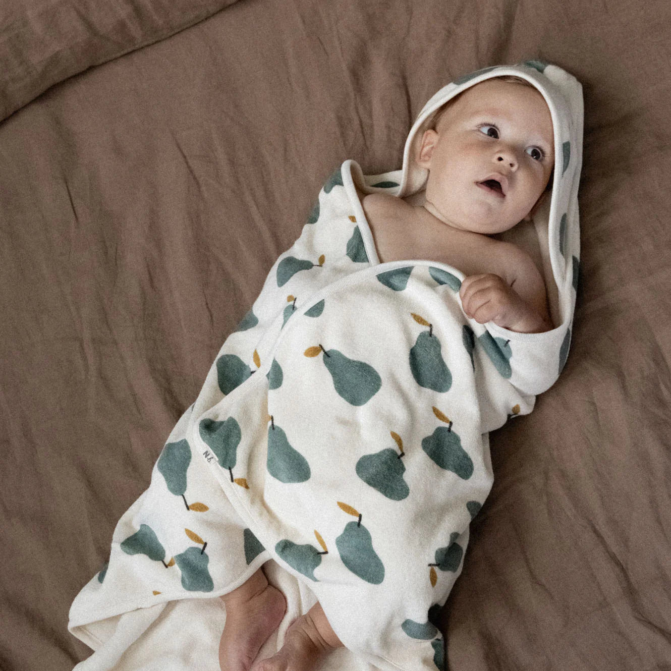 ORG COTTON HOODED TOWEL, Pear Print,