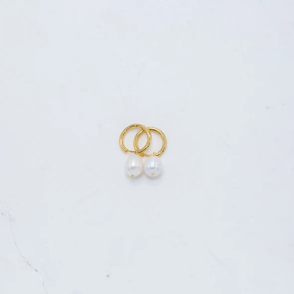 PEARL HOOP HUGGIES