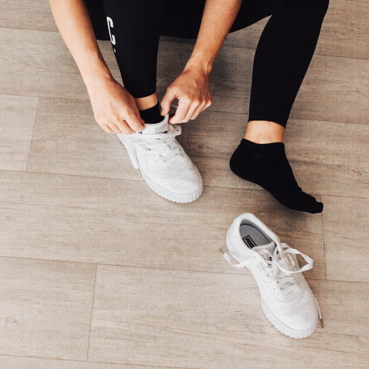 Merino Wool Sneaker Socks | Woman | BLACK | 2 Pack