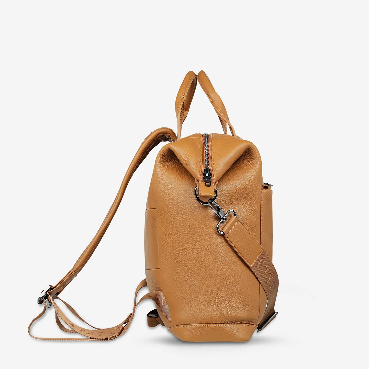 COMES IN WAVES - Black